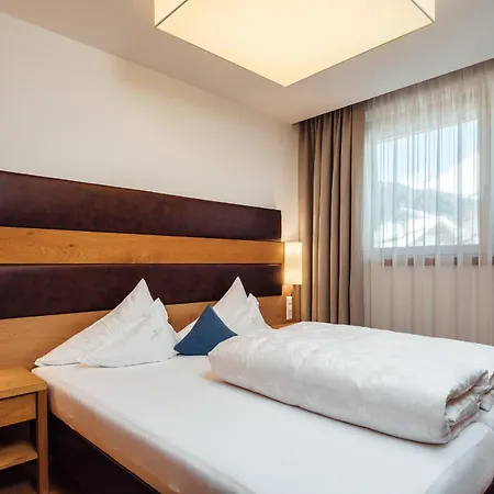 Schneeweiss lifestyle - Apartments - Living Serfaus Zimmer foto