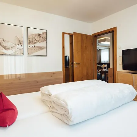 Schneeweiss lifestyle - Apartments - Living Serfaus Zimmer foto