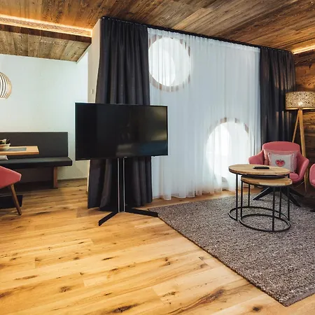 Schneeweiss lifestyle - Apartments - Living Serfaus Zimmer foto