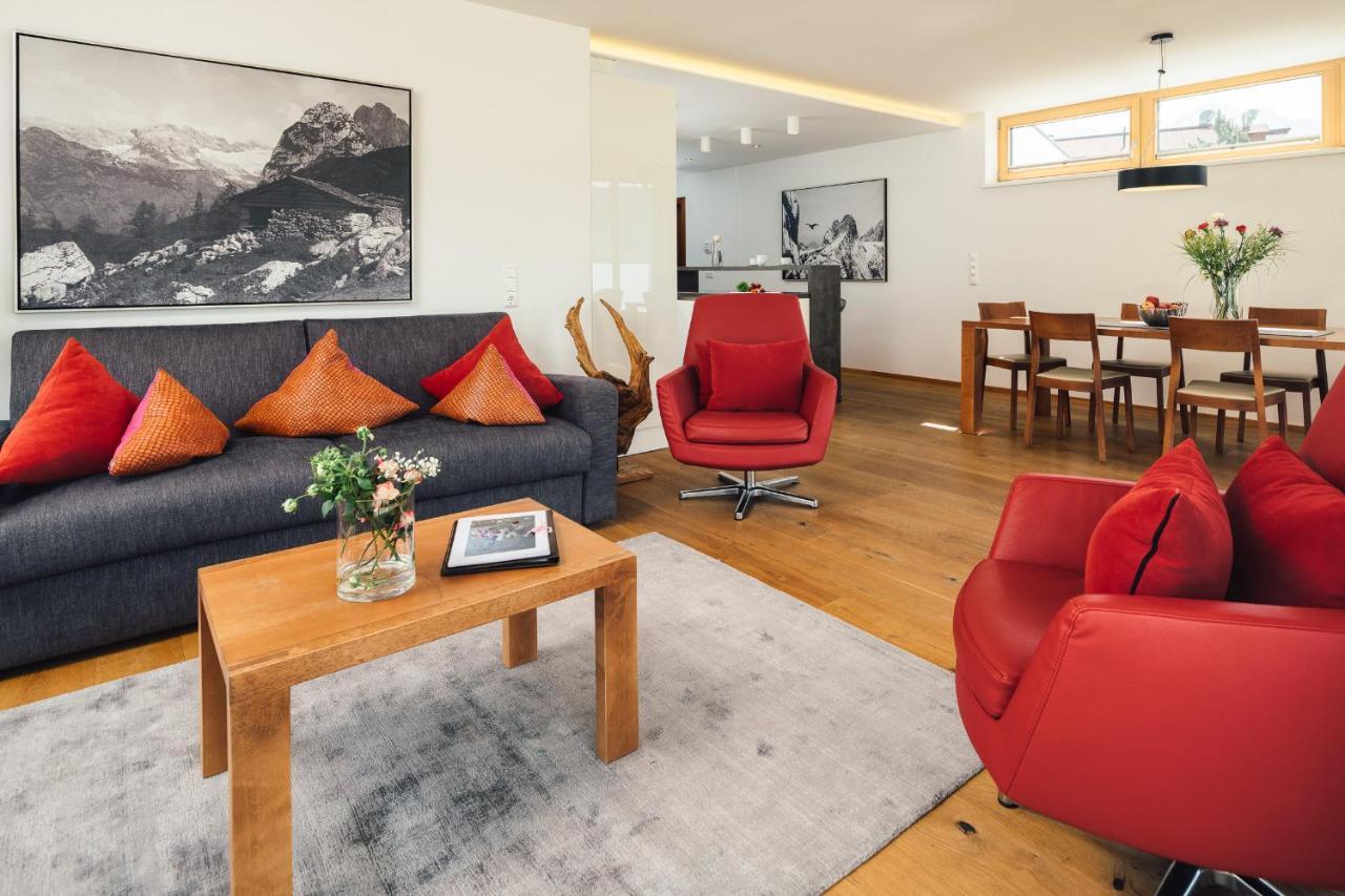 Schneeweiss Lifestyle - - Living * Serfaus