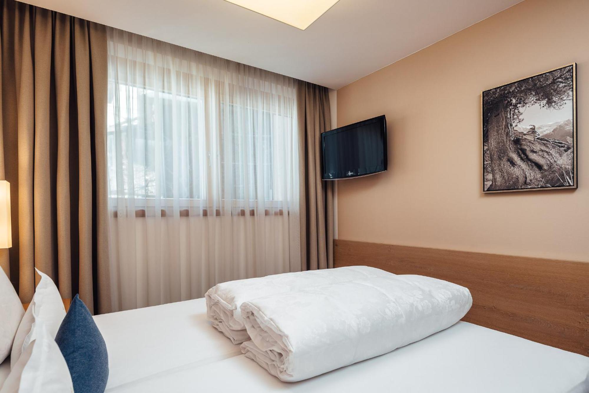 Apartment Schneeweiss Lifestyle - - Living Serfaus